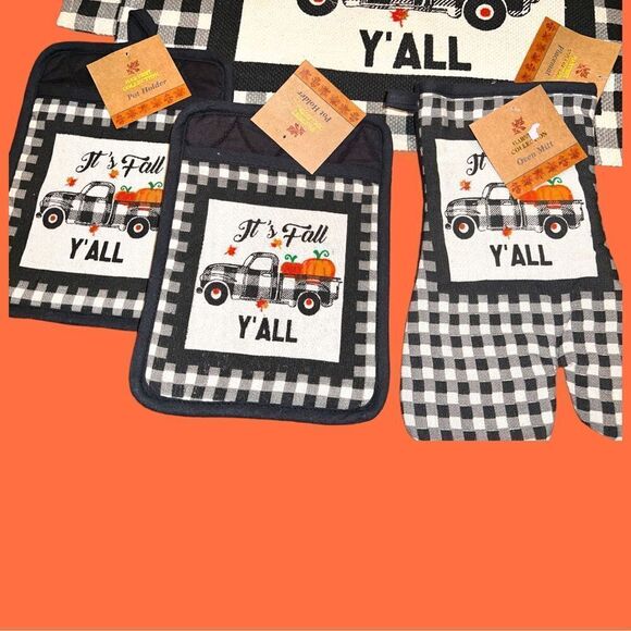 Holiday 8 piece kitchen set! Black and white gingham check. New - Picture 5 of 7